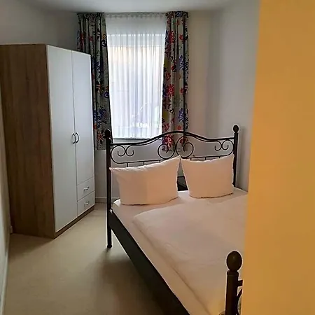 מלון Gaestehaus Altstadttraum 3*